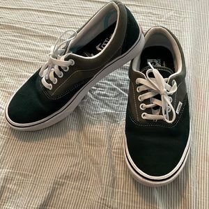 Van’s suede old skool shoes